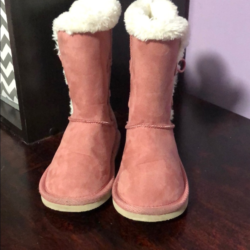 Little girl warm boots